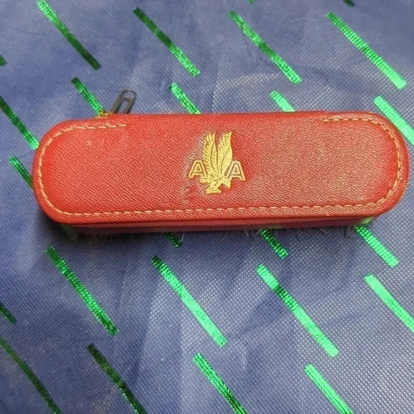 Vintage Clothing Care - Picture 4 of 5